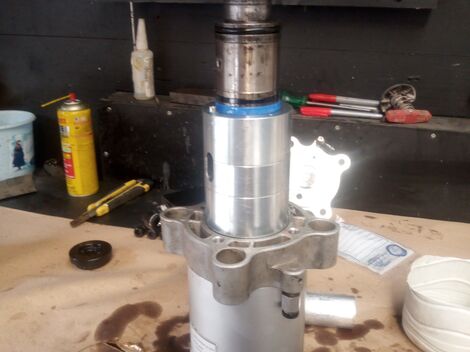 CILINDRO HIDROPNEUMATICO